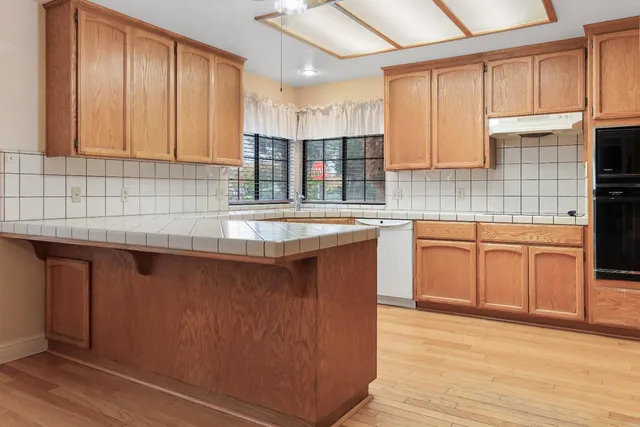 $585,000 | 401 North Lower Sacramento Road, Lodi, CA 95242