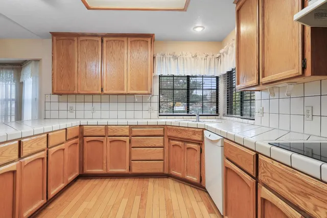 $585,000 | 401 North Lower Sacramento Road, Lodi, CA 95242