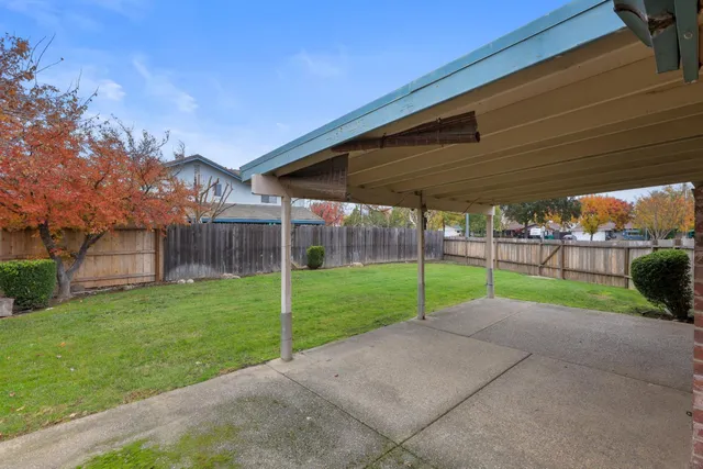 $585,000 | 401 North Lower Sacramento Road, Lodi, CA 95242