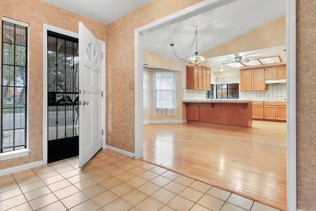 $585,000 | 401 North Lower Sacramento Road, Lodi, CA 95242