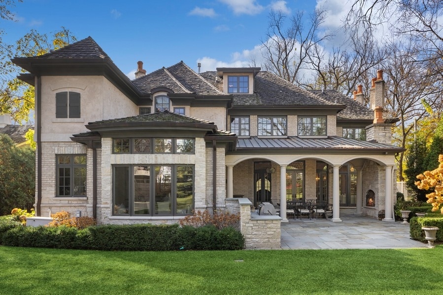 927 Cleveland Road Hinsdale, IL 60521 - Photo 40 of 46 a view of a building with garden and porch
