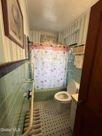 $599,000 | 572 2nd Avenue, Troy, NY 12182