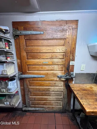 $599,000 | 572 2nd Avenue, Troy, NY 12182