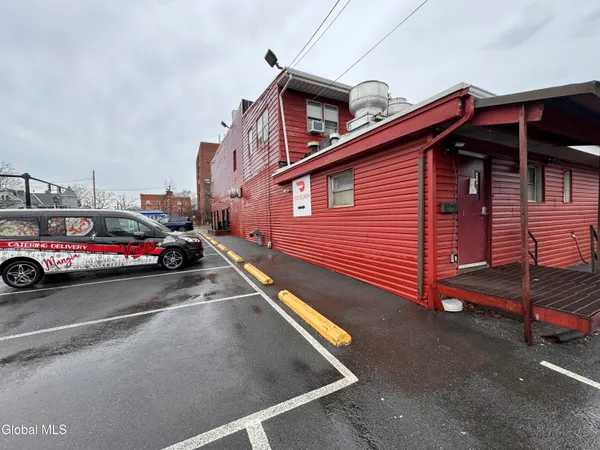 $599,000 | 572 2nd Avenue, Troy, NY 12182