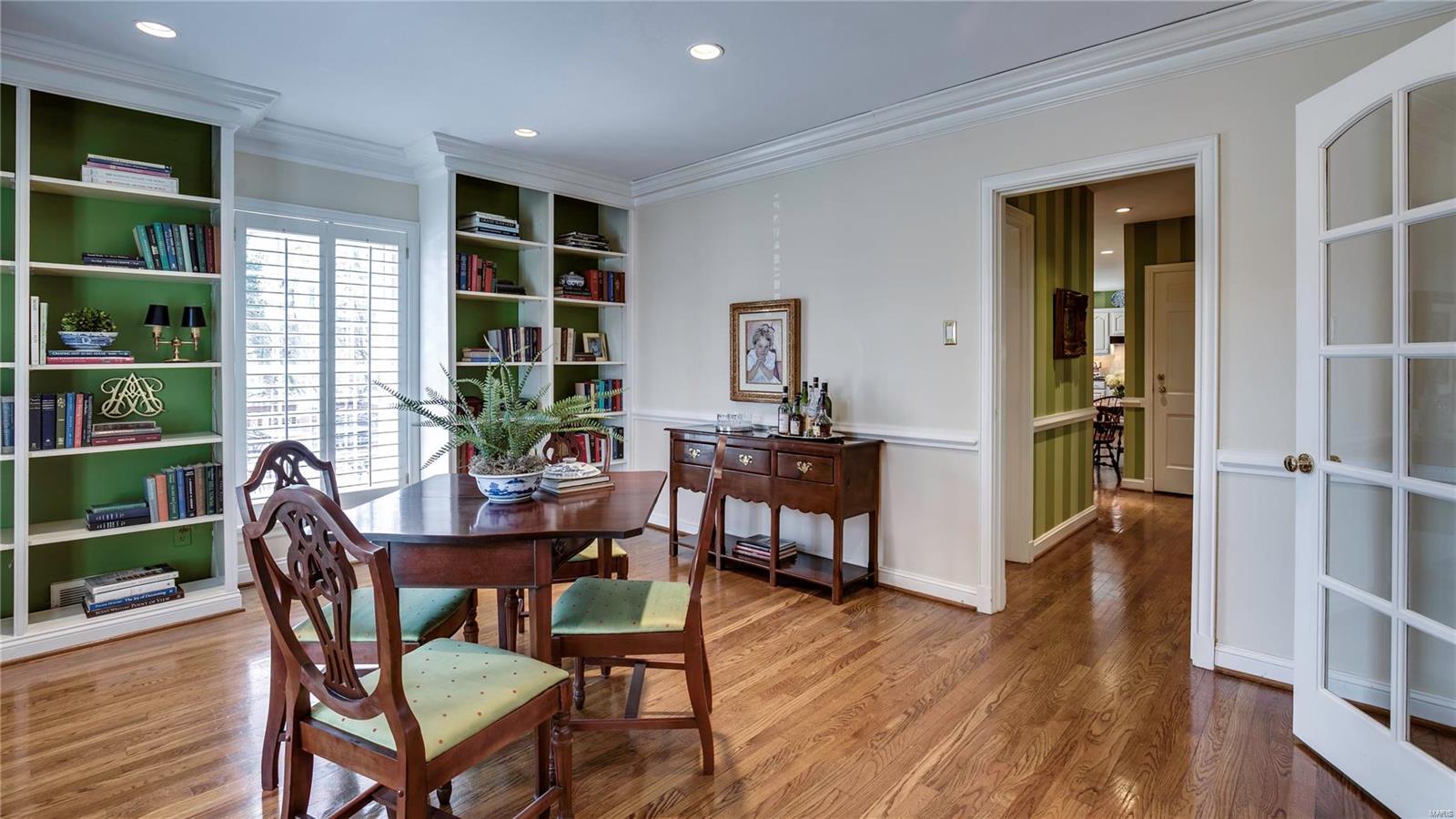 9848 Wild Deer Road Ladue, MO 63124 - Photo 8 of 33 Gallery Image 8