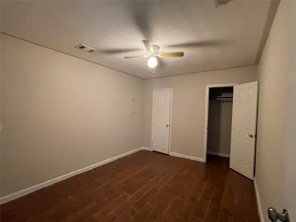 $1,250 | 7715 Rolling Ridge Drive, Houston, TX 77072