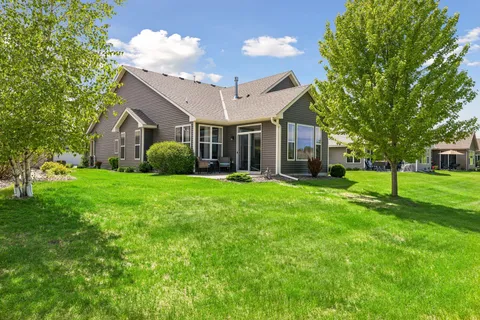 $625,000 | 25441 Heims Lake Circle, Wyoming, MN 55092