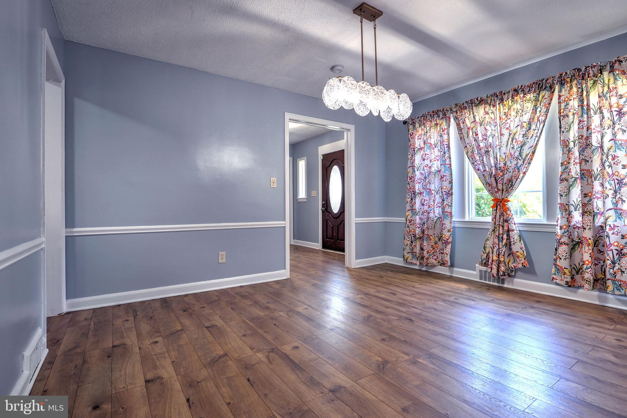 8016 Old Georgetown Road Bethesda, MD 20814 - Photo 16 of 36 Diningroom