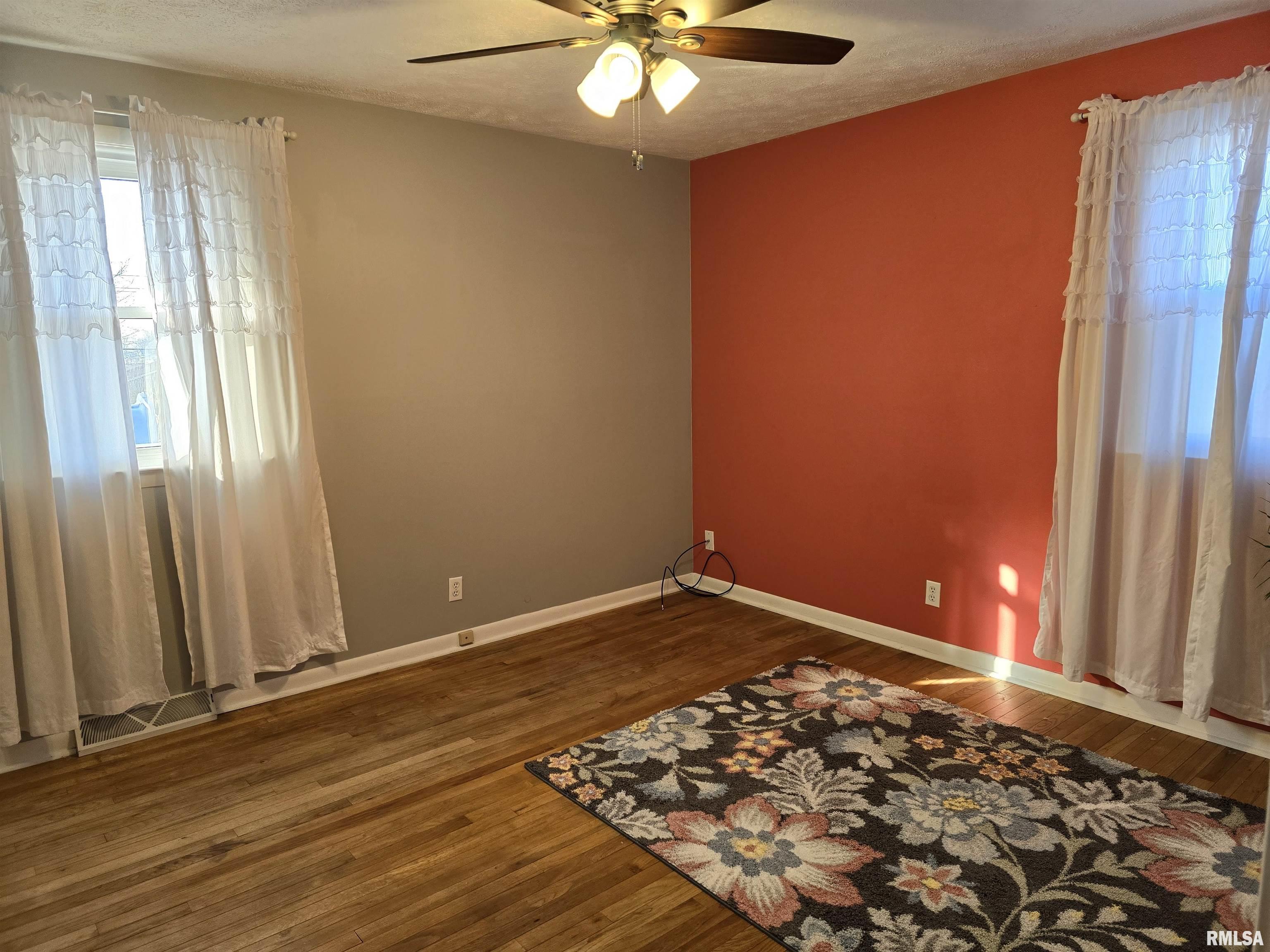 190 Stonegate Drive Canton, IL 61520 - Photo 18 of 67