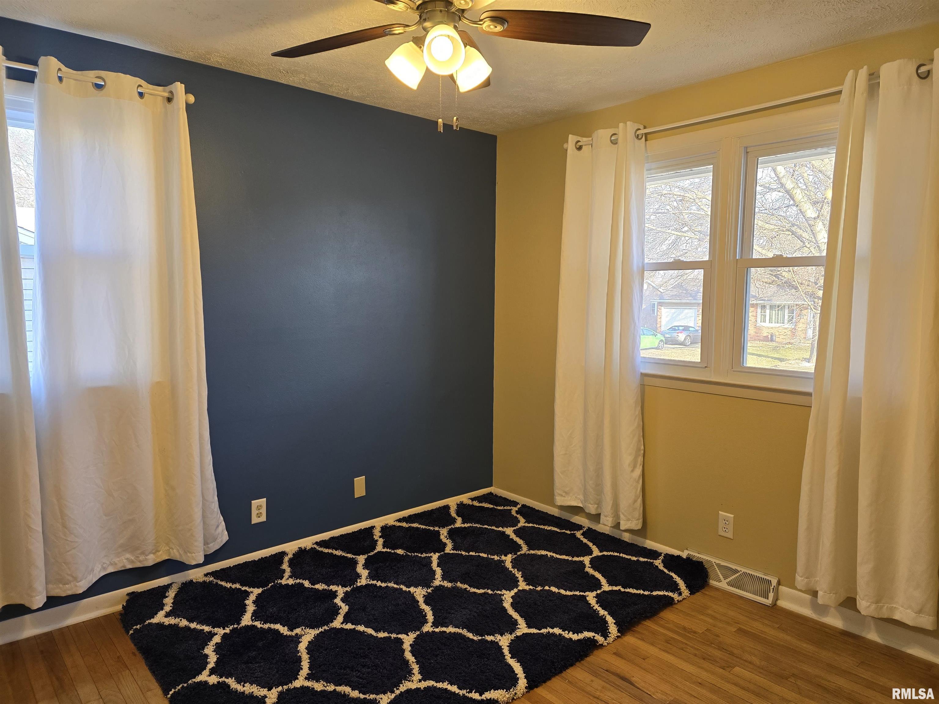 190 Stonegate Drive Canton, IL 61520 - Photo 24 of 67