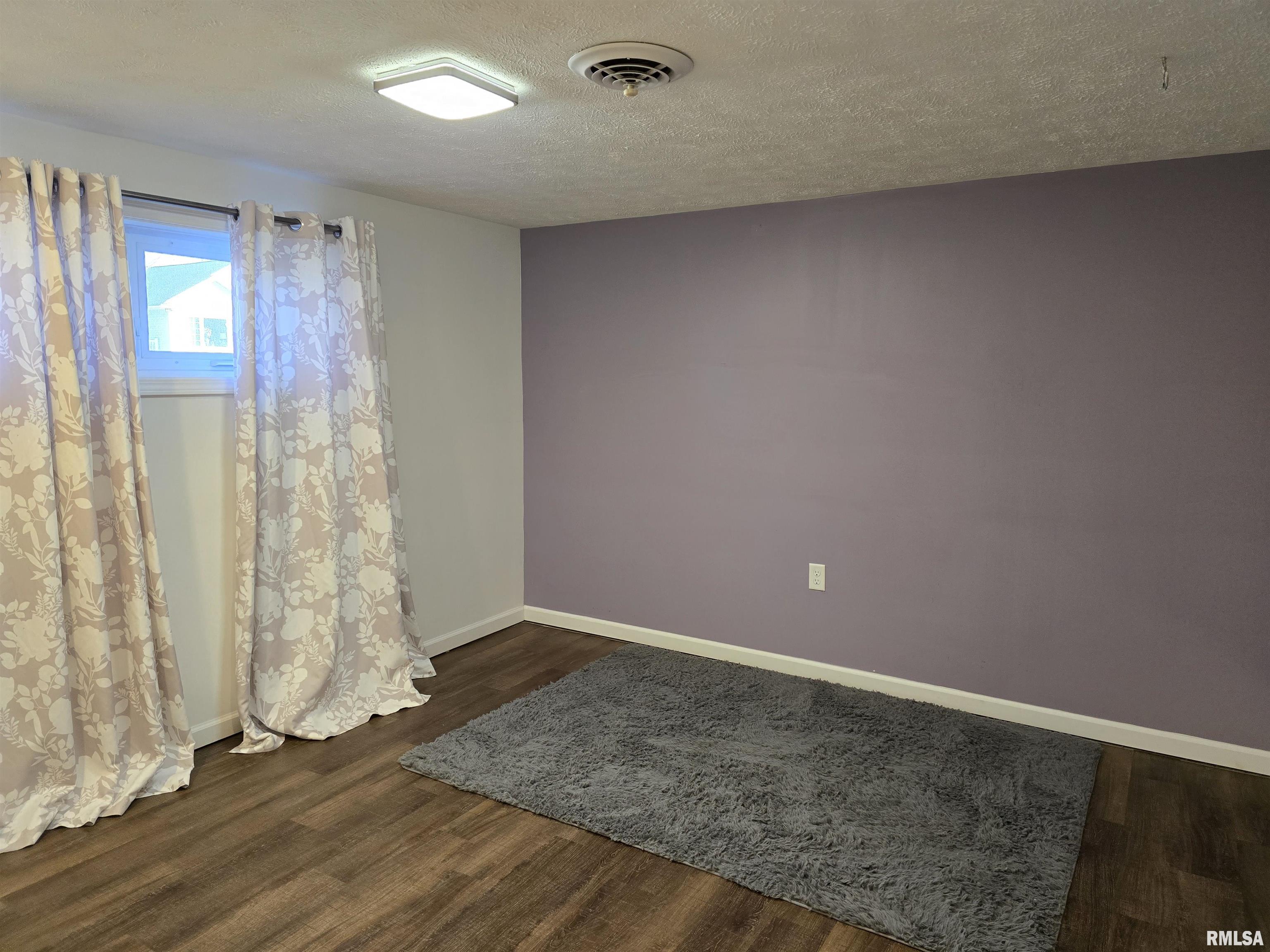 190 Stonegate Drive Canton, IL 61520 - Photo 31 of 67