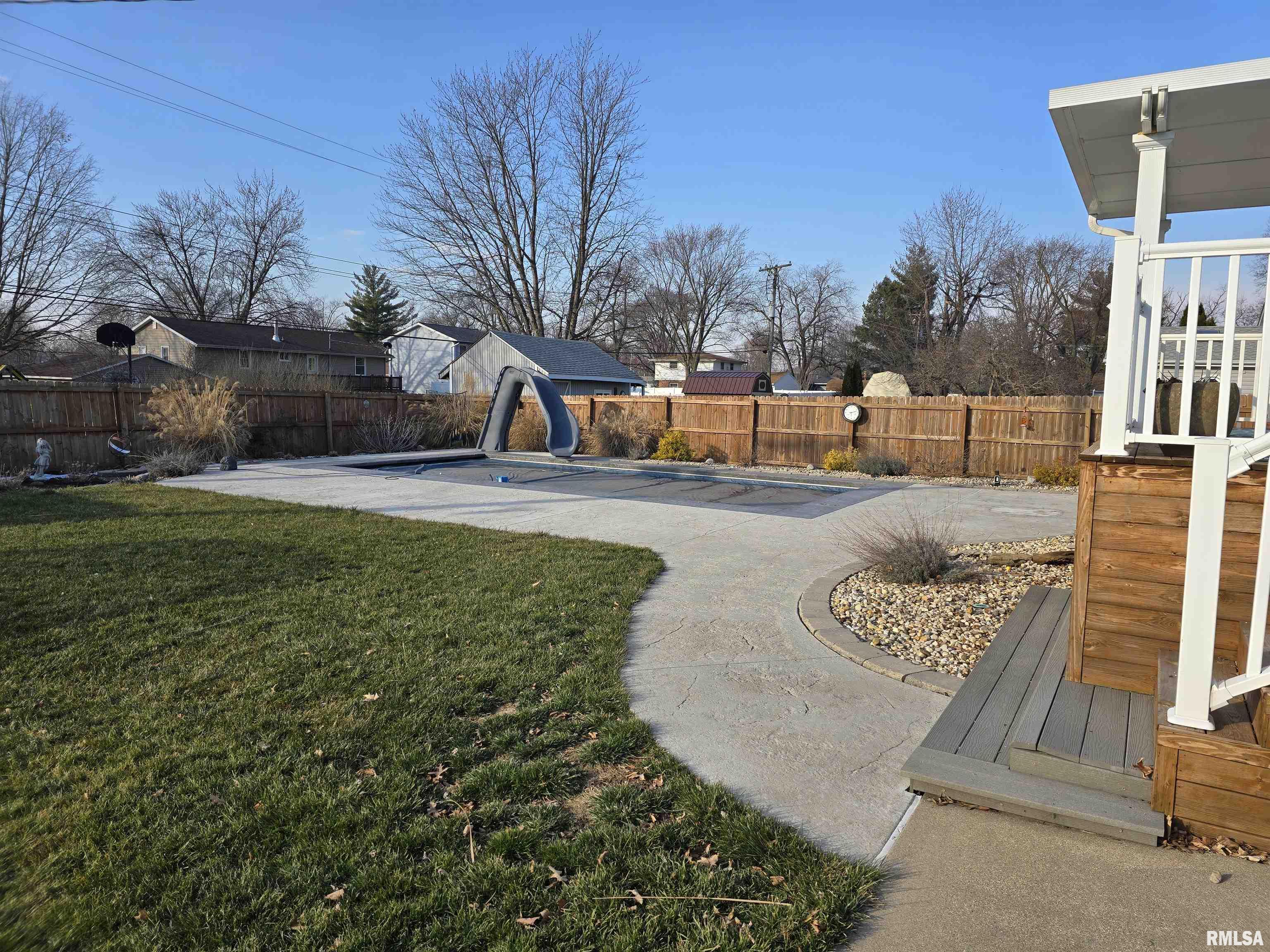 190 Stonegate Drive Canton, IL 61520 - Photo 48 of 67