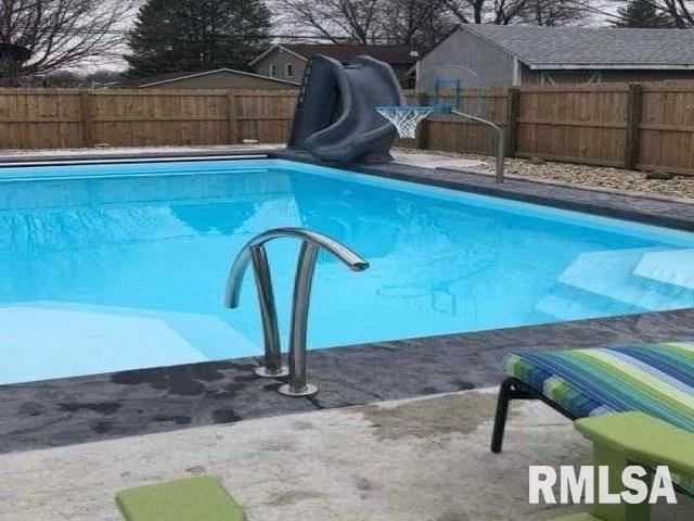 190 Stonegate Drive Canton, IL 61520 - Photo 51 of 67