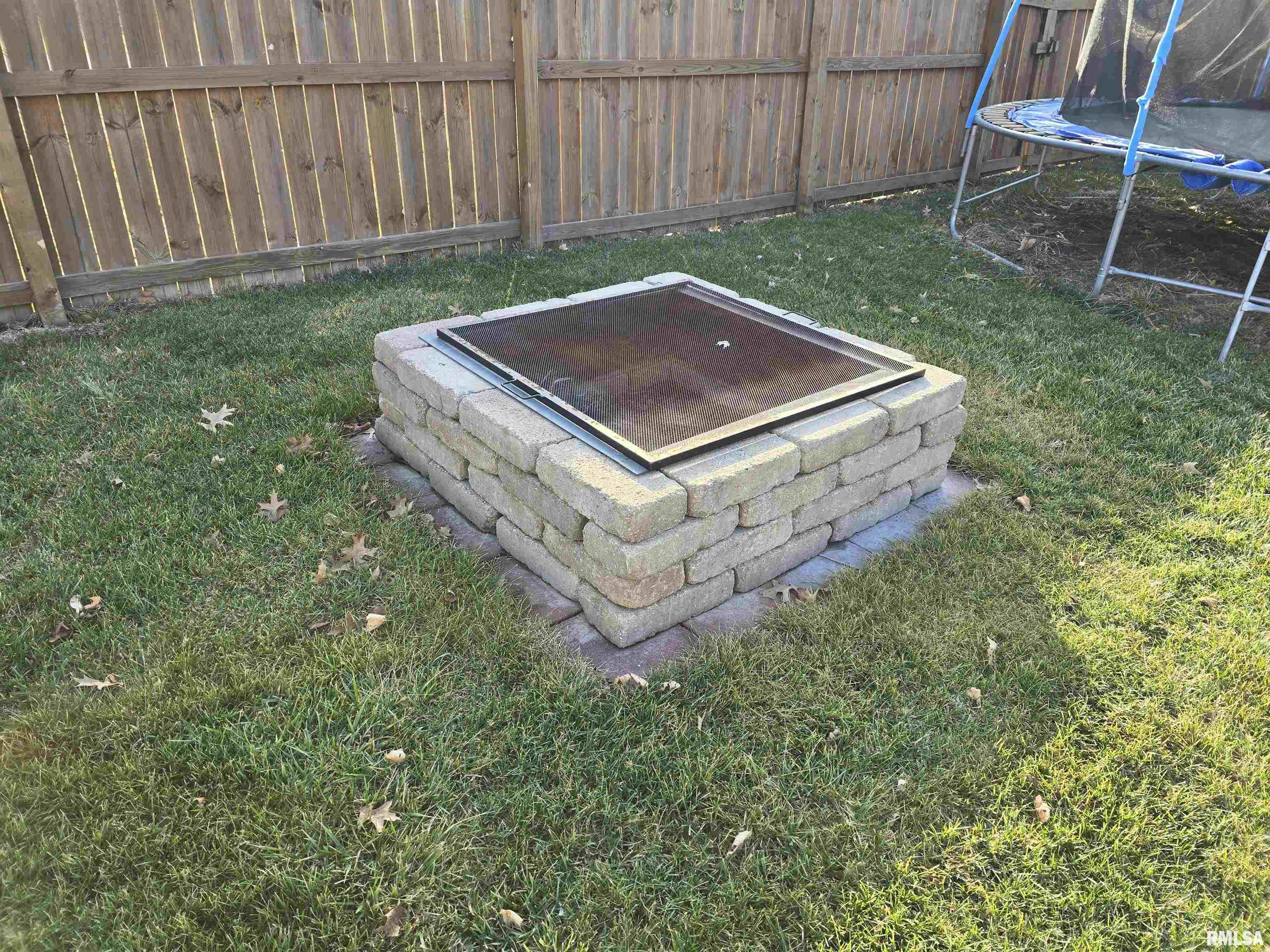 190 Stonegate Drive Canton, IL 61520 - Photo 61 of 67