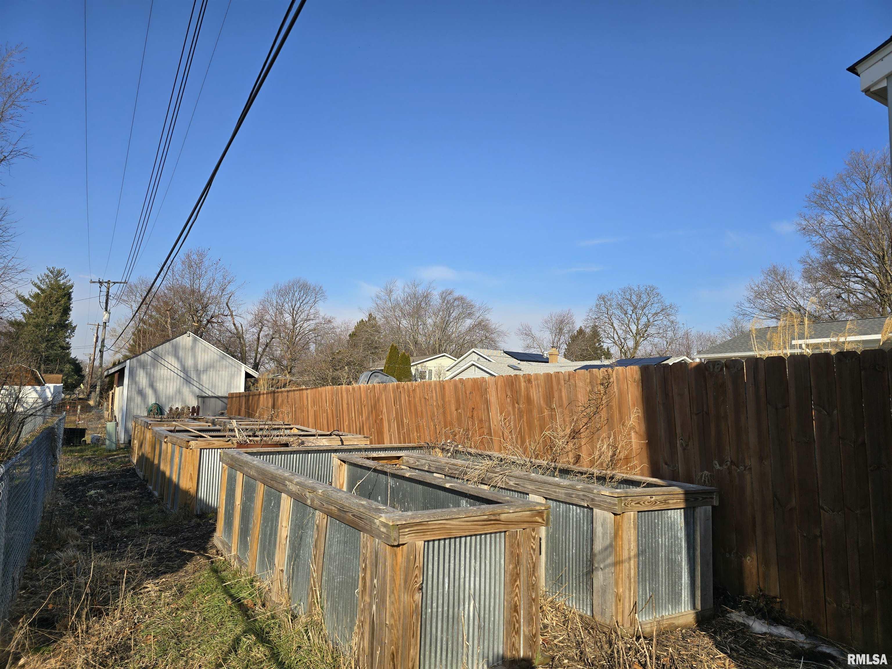 190 Stonegate Drive Canton, IL 61520 - Photo 63 of 67