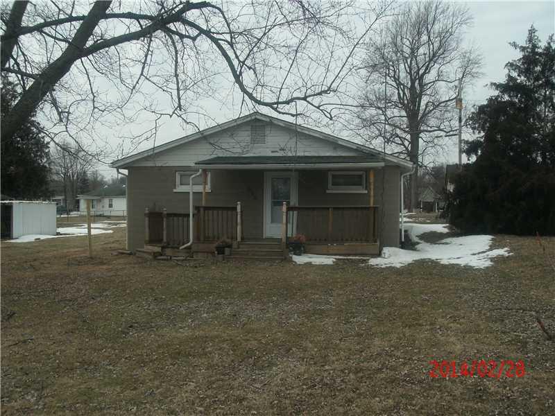 408 South Clinton Street Summitville, IN 46070 - Photo 1 of 8