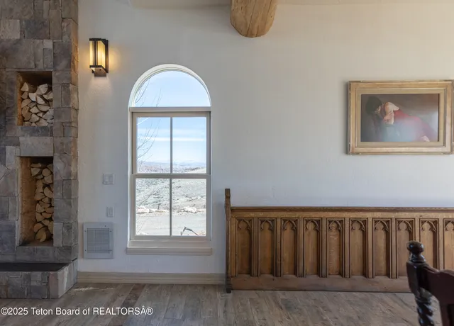 $1,195,000 | 60 Flying Frog Street, Dubois, WY 82513