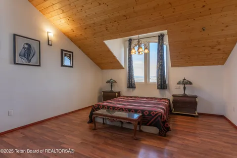 $1,195,000 | 60 Flying Frog Street, Dubois, WY 82513