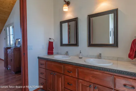 $1,195,000 | 60 Flying Frog Street, Dubois, WY 82513