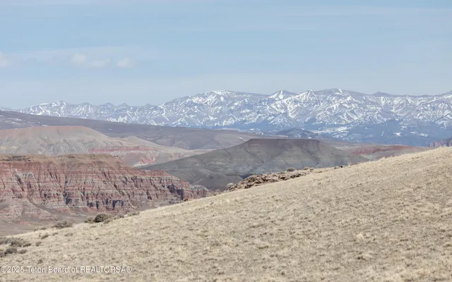 $1,195,000 | 60 Flying Frog Street, Dubois, WY 82513