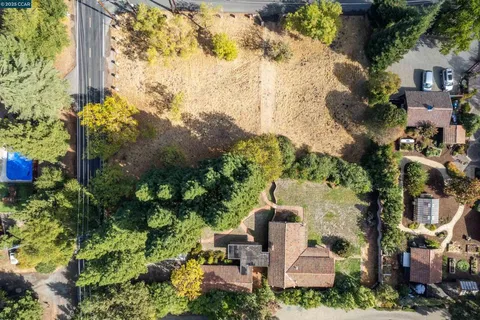 $1,590,000 | 2339-2339 Tice Valley Boulevard, Walnut Creek, CA 94595