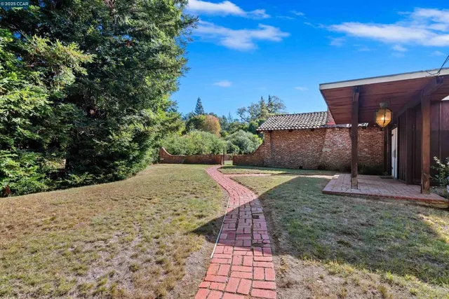 $1,590,000 | 2339-2339 Tice Valley Boulevard, Walnut Creek, CA 94595