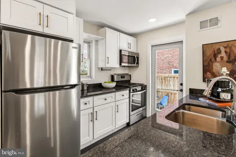 $624,900 | 3234 9th Street South, Arlington, VA 22204