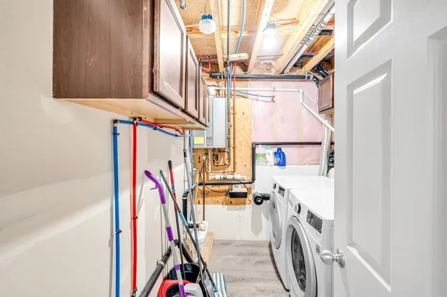 a house view with a outdoor space