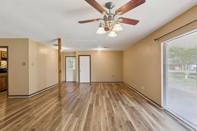 $1,395 | 110 Lee Street, Farmersville, TX 75442