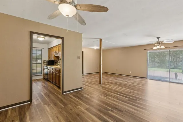 $1,395 | 110 Lee Street, Farmersville, TX 75442