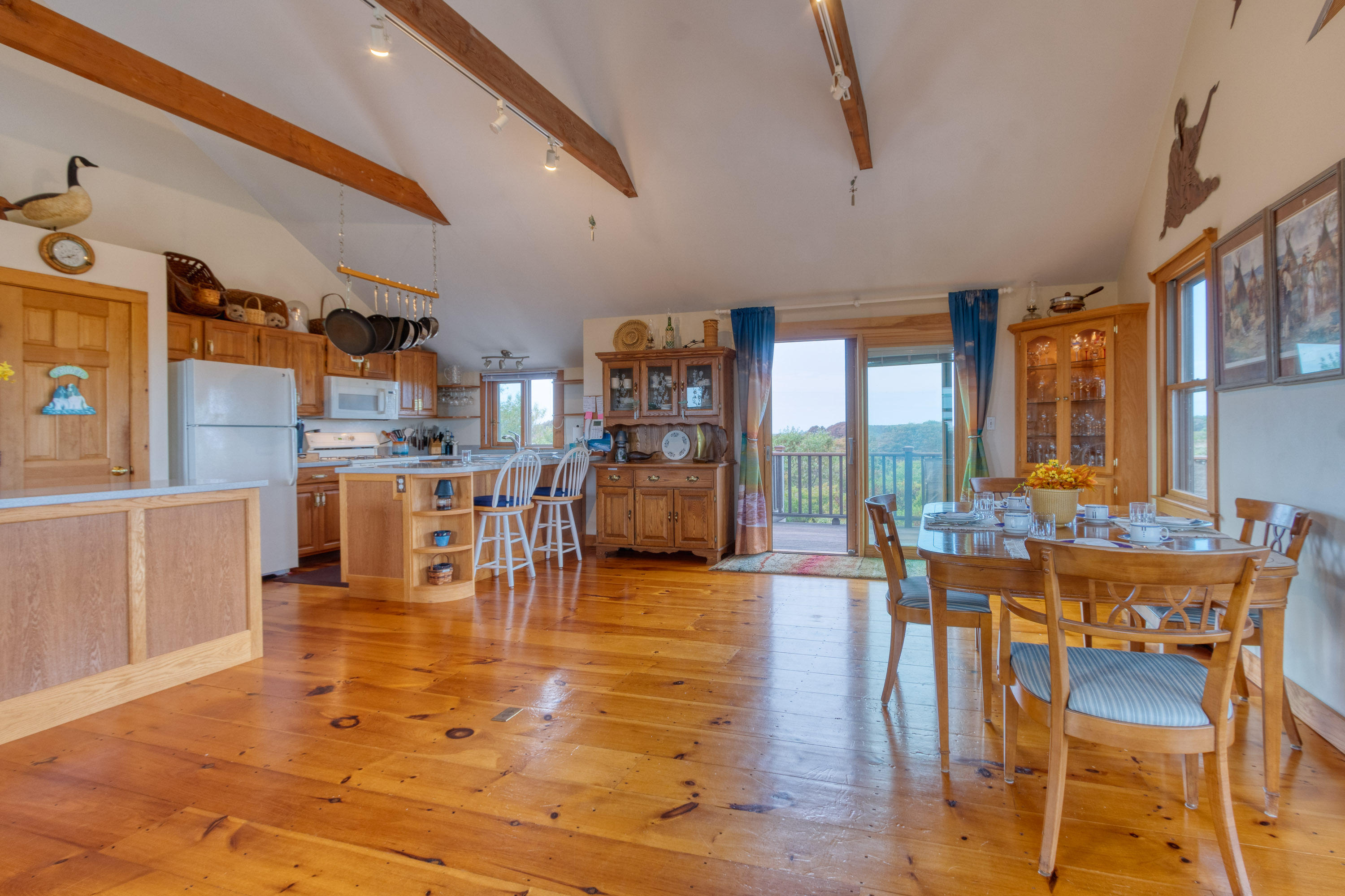 197 Madaket Road Nantucket, MA 02554 - Photo 4 of 15 4 197a good kitchen