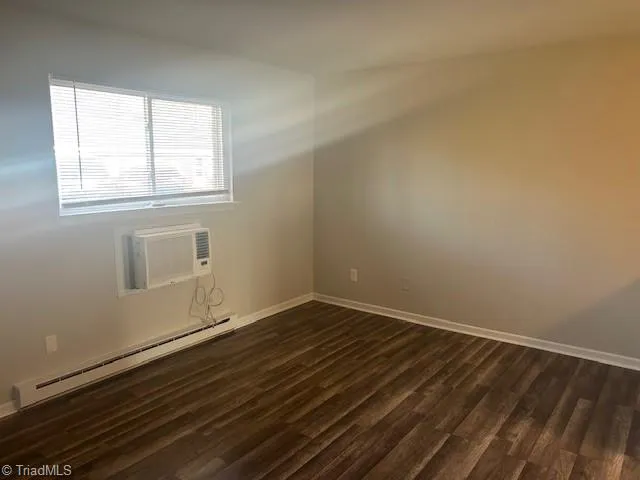 $775 | 201 Woodnell Street, Unit E, Greensboro, NC 27405