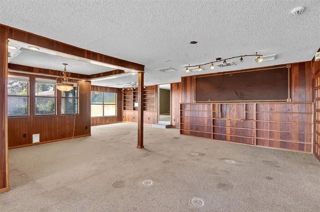 $475,000 | 904 Northwest 7th Avenue, Mineral Wells, TX 76067