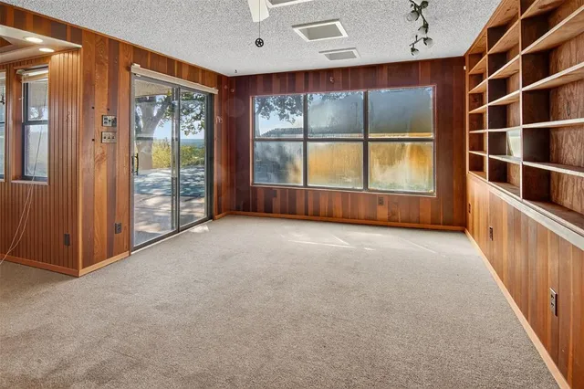 $475,000 | 904 Northwest 7th Avenue, Mineral Wells, TX 76067