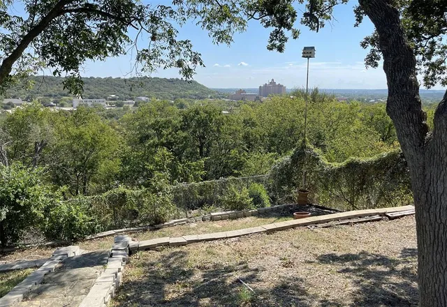 $475,000 | 904 Northwest 7th Avenue, Mineral Wells, TX 76067