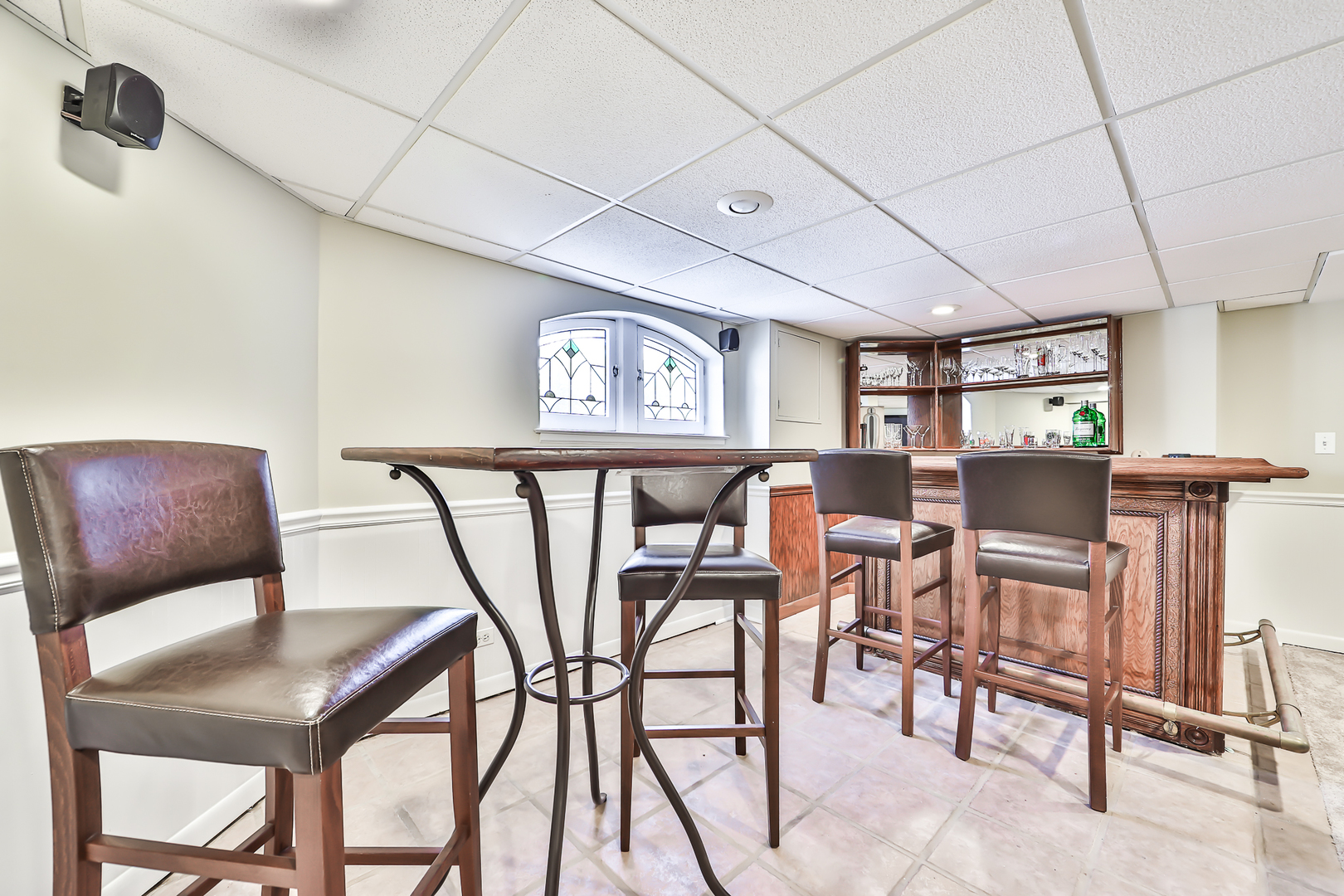 117 Southcote Road Riverside, IL 60546 - Photo 30 of 39 a view of a dining room with furniture
