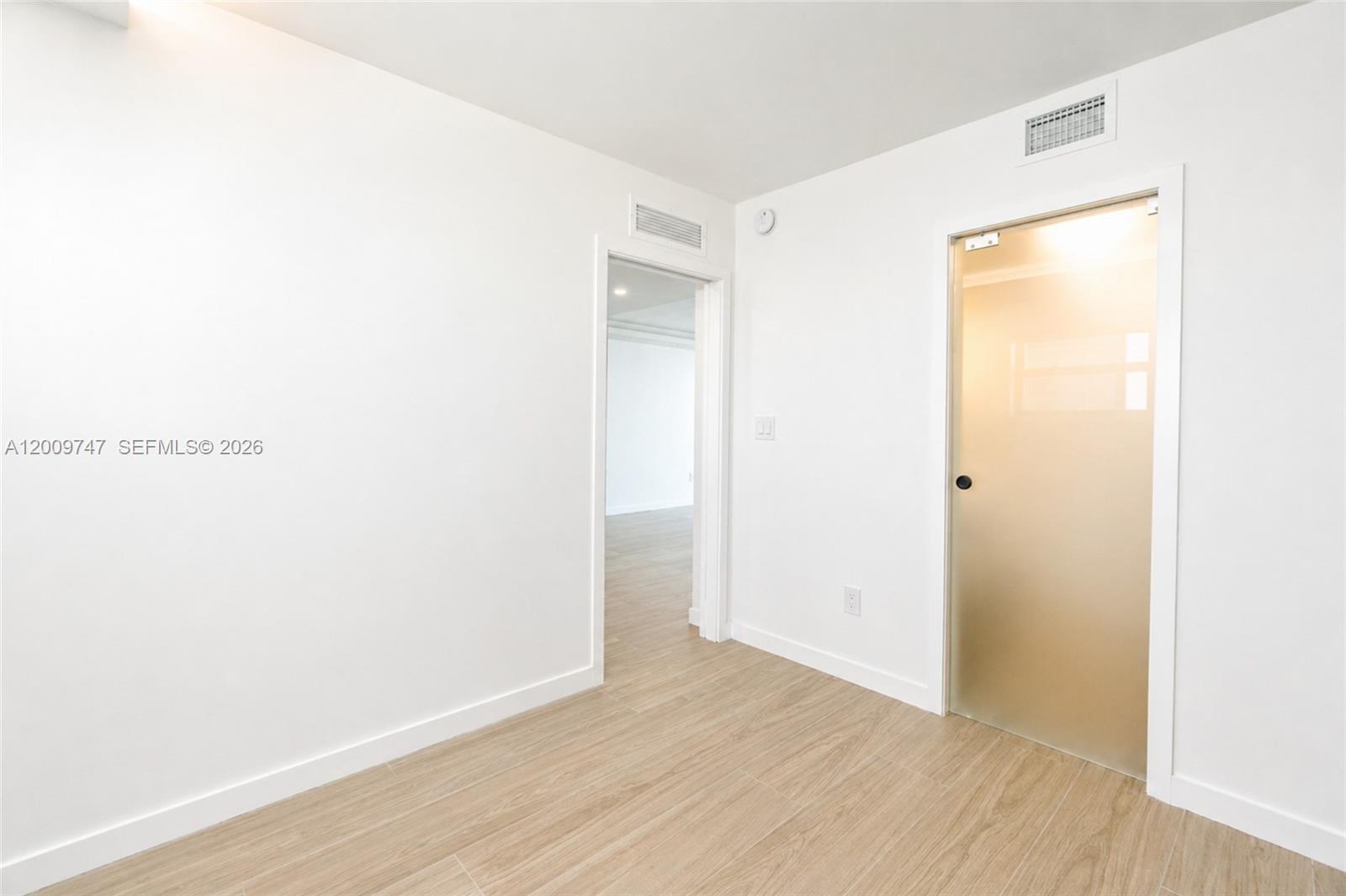 1331 Lincoln Road, Unit 1304 Miami Beach, FL 33139 - Photo 12 of 23