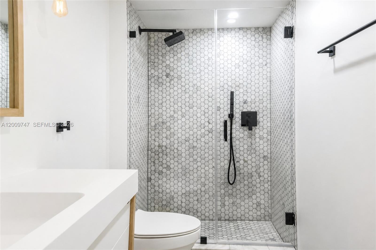 1331 Lincoln Road, Unit 1304 Miami Beach, FL 33139 - Photo 10 of 23