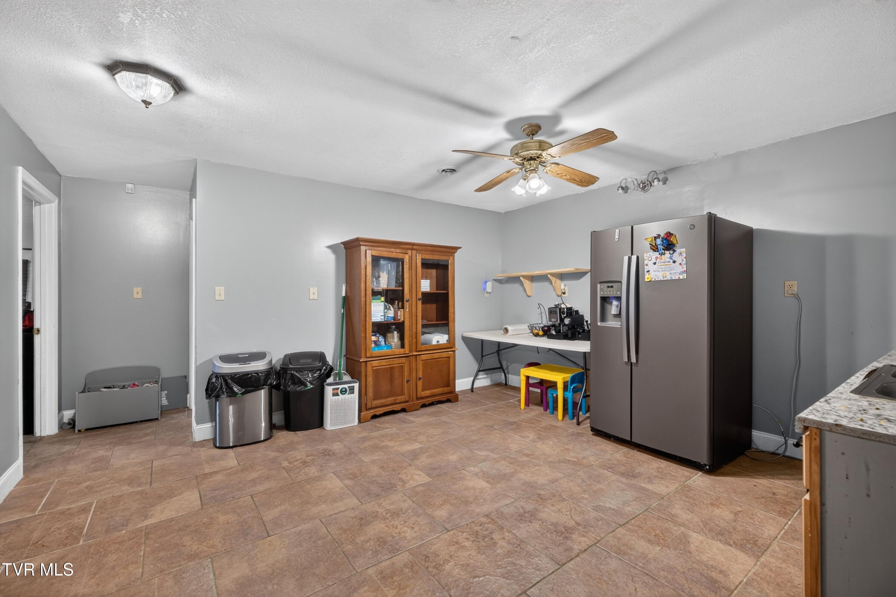383 Cate Byrd Road Kodak, TN 37764 - Photo 36 of 51 030-383CateByrdRoad-Kodak-TN-37764-SMALL