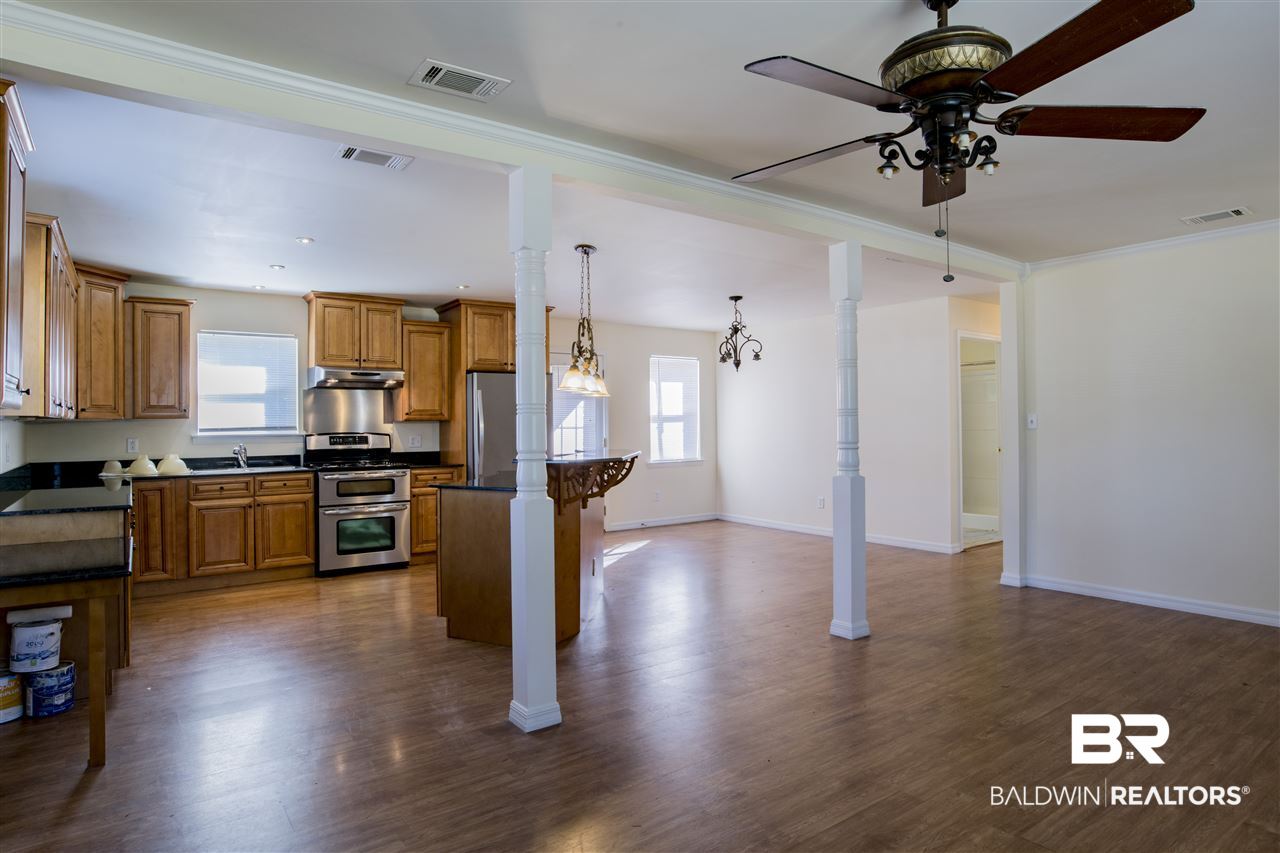 8510 Pensacola Avenue Elberta, AL 36530 - Photo 3 of 20