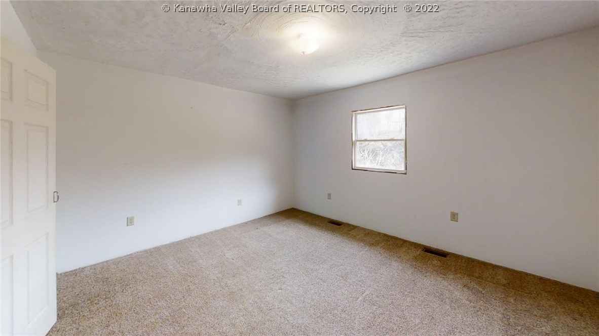 4501 Little Sandy Road Elkview, WV 25071 - Photo 18 of 21 Gallery Image 18