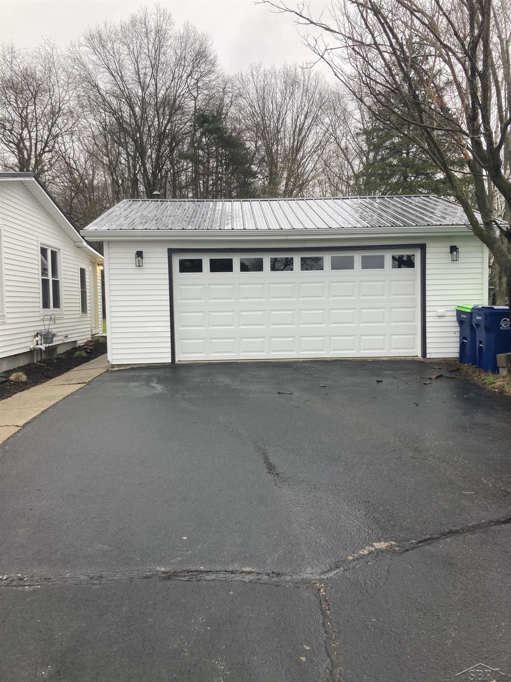 9851 South Graham Road St. Charles, MI 48655 - Photo 5 of 8 Gallery Image 5