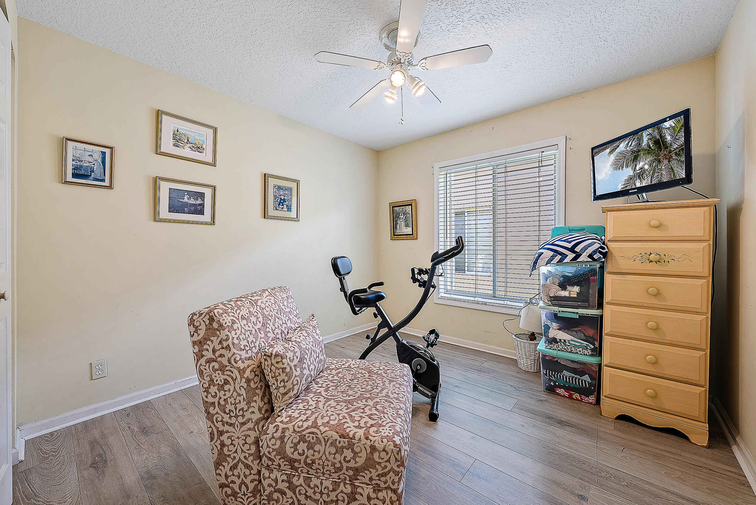 2522 Southeast Springtree Place Stuart, FL 34997 - Photo 10 of 13 Guest Bedroom