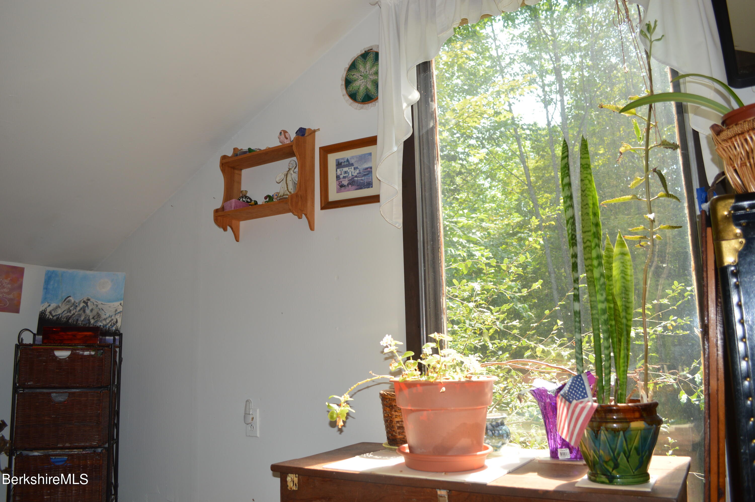 473 County Road Becket, MA 01223 - Photo 12 of 30 a living room with furniture and a window