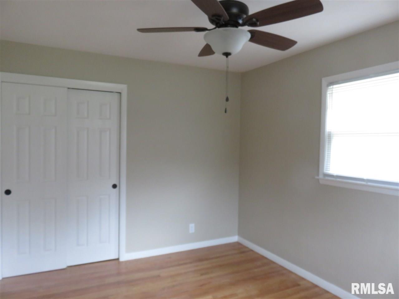 8309 Ridgewood Road Rock Island, IL 61201 - Photo 11 of 24 Gallery Image 11