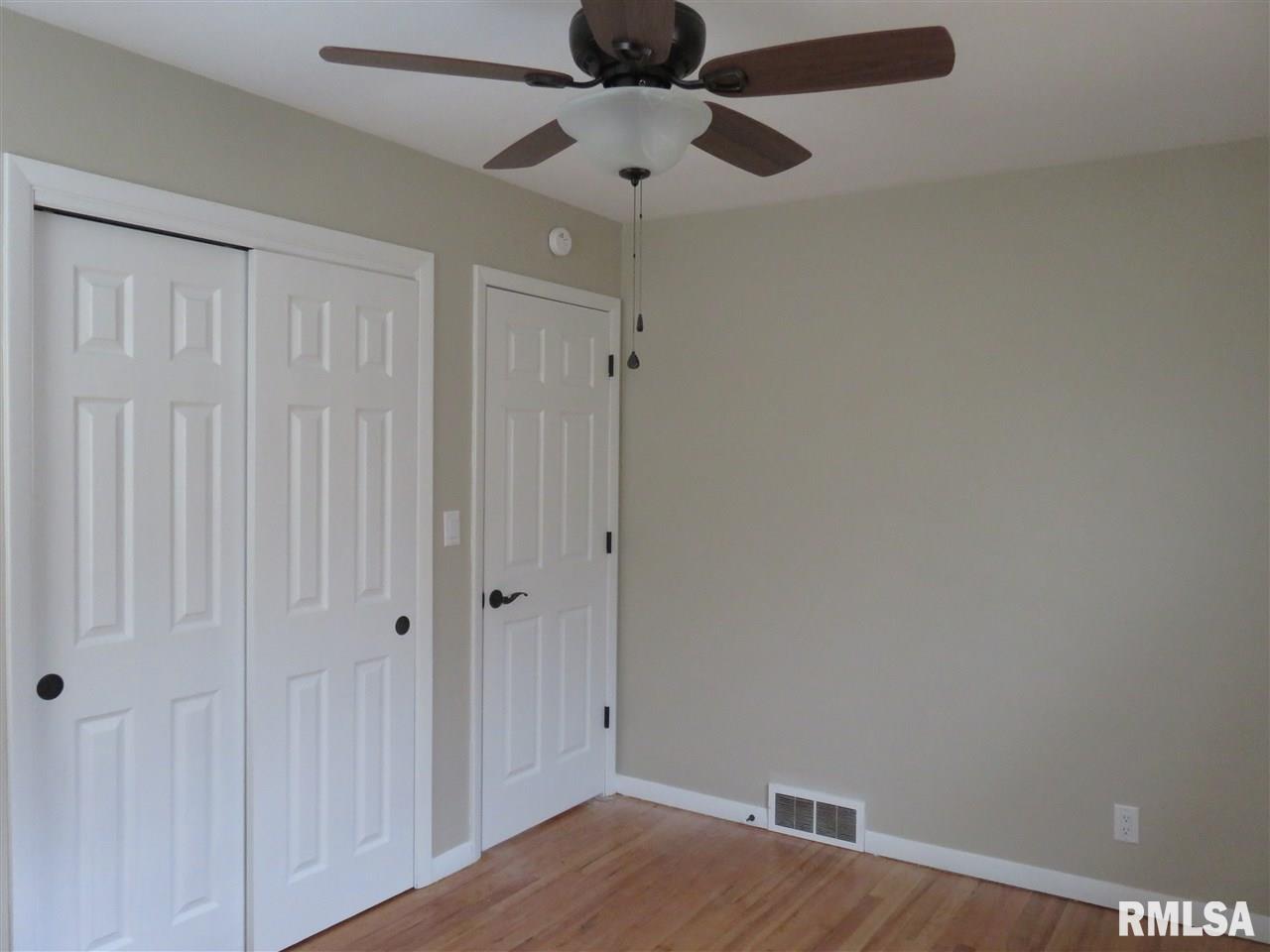 8309 Ridgewood Road Rock Island, IL 61201 - Photo 10 of 24 Gallery Image 10