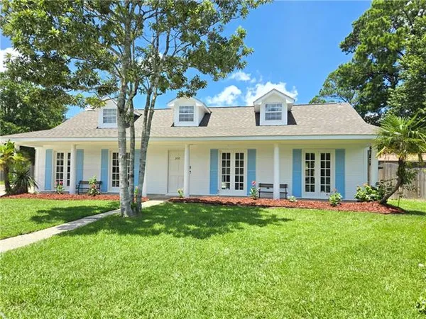 $2,400 | 200 Lake Sabine Court, Slidell, LA 70461