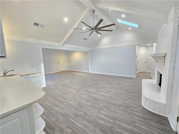 $2,400 | 200 Lake Sabine Court, Slidell, LA 70461
