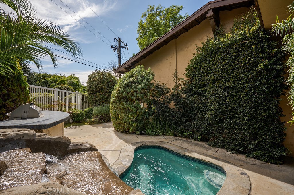 235 Spinks Canyon Road Duarte, CA 91010 - Photo 35 of 50 a view of a backyard with plants