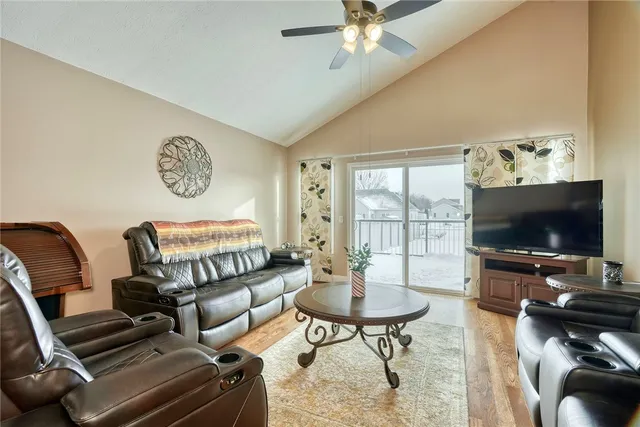 $269,900 | 24 Silver Maple Drive, Gates, NY 14559